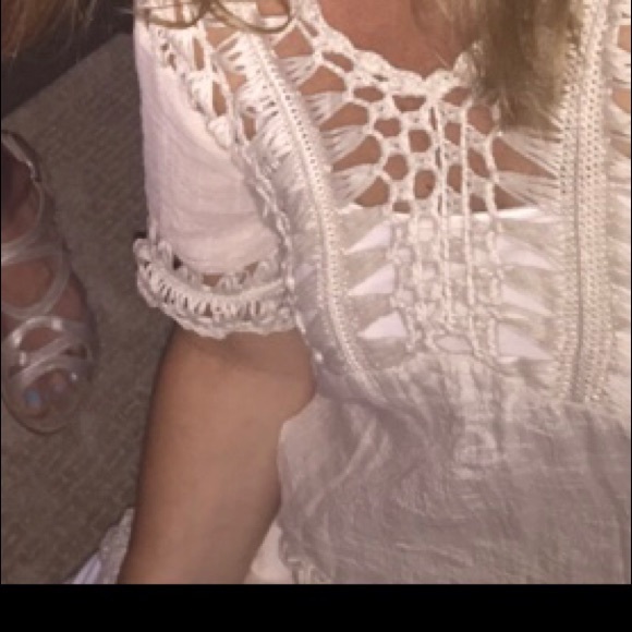 Ivory crochet tunic Sz Small - Picture 3 of 3